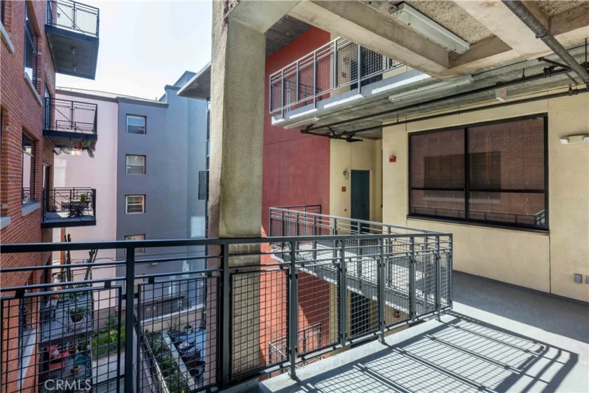 835 Locust Avenue #419 photo 8