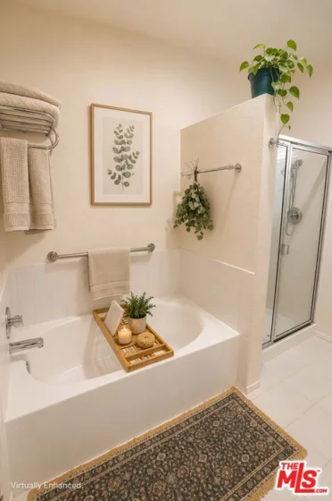 1915 Malcolm Avenue #301 photo 12
