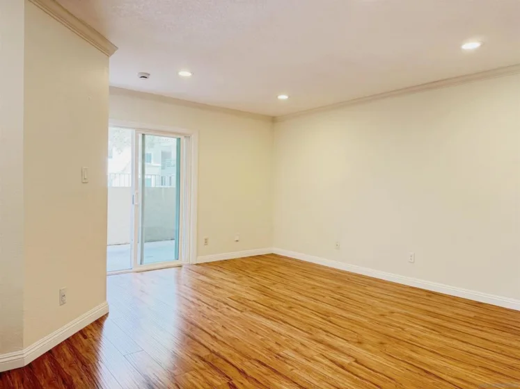 7405 Charmant Drive #2013 photo 20