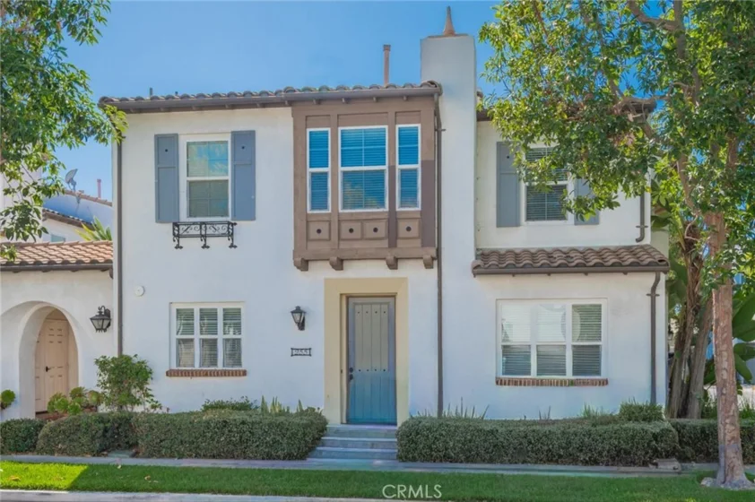 255 N Santa Maria Street photo 2