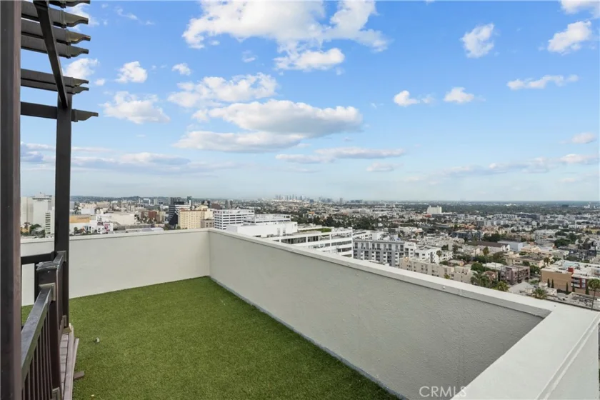 7250 Franklin #311 photo 31