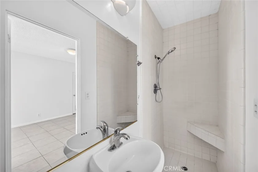 777 E Valley #59 photo 15