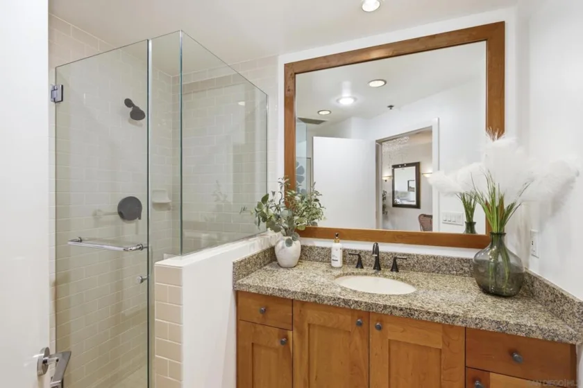 700 W Harbor Drive #608 photo 26