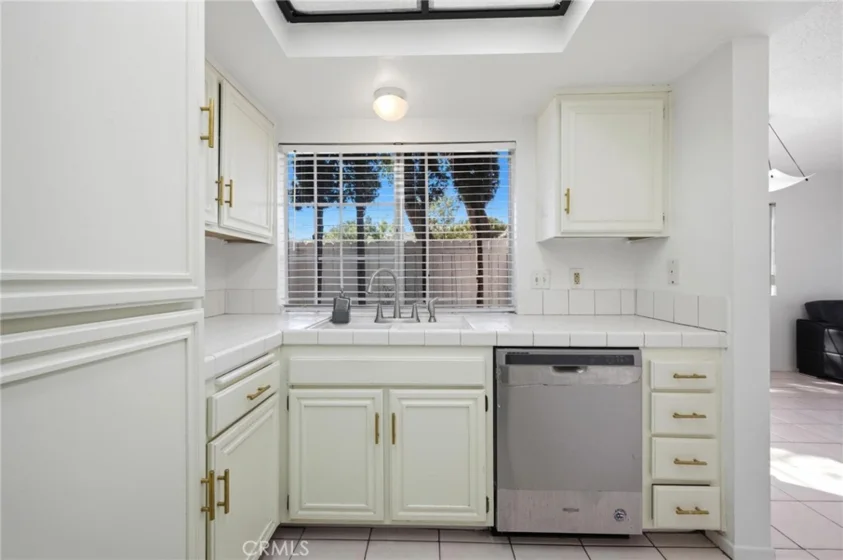14380 Foothill Boulevard #1 photo 20