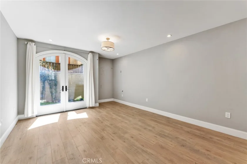 168 S Sierra Madre Boulevard #114 photo 16