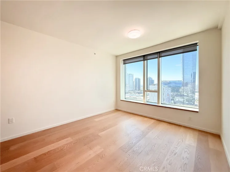 889 Francisco #2502 photo 9