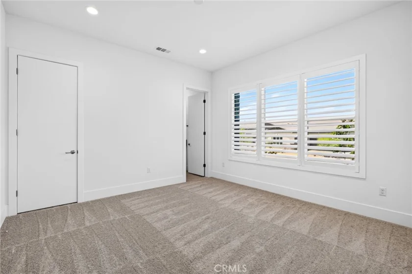 39724 Larkspur Terrace photo 10