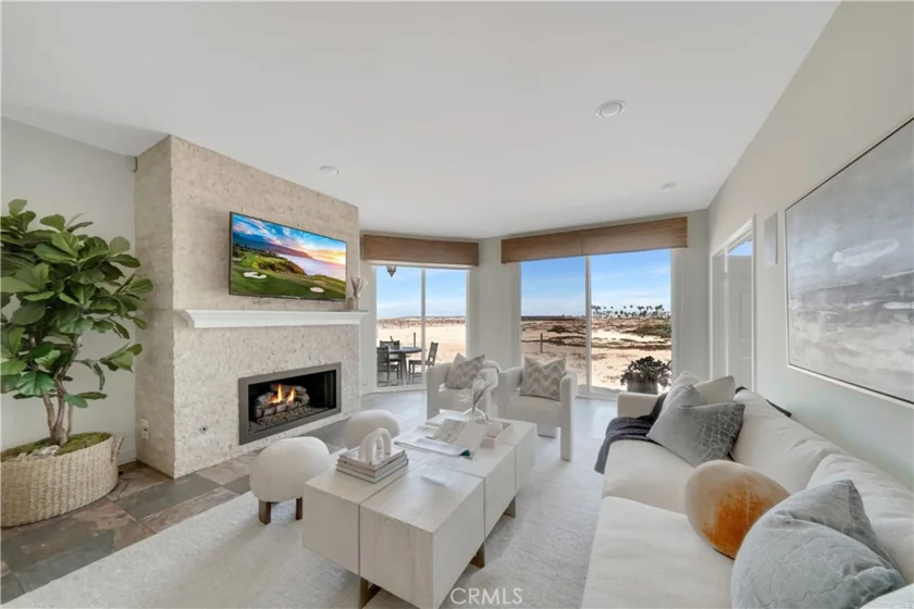 1319 E Balboa Blvd Boulevard #C photo 1