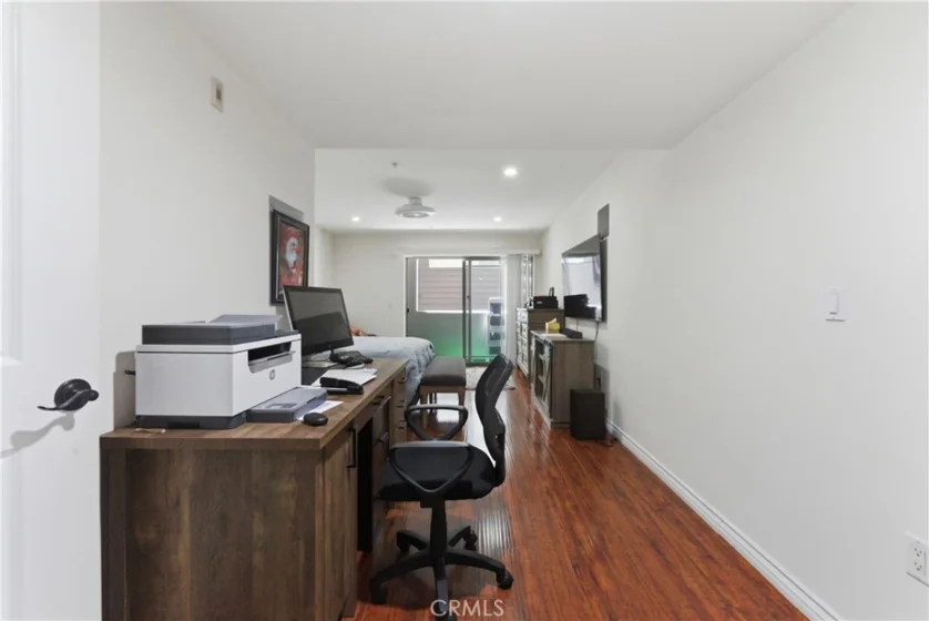 4733 Elmwood Avenue #203 photo 17