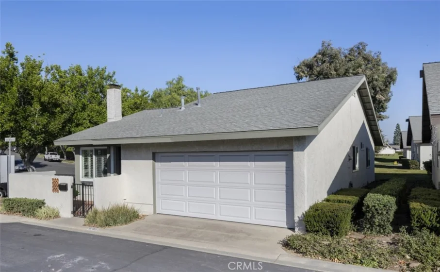 6782 Willow Wick Court photo 1