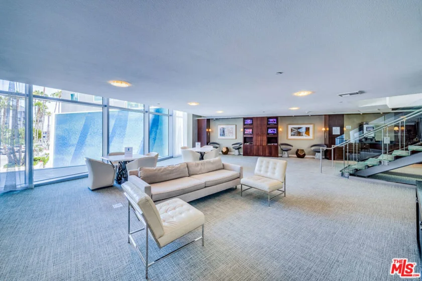 13700 Marina Pointe Drive #1018 photo 29