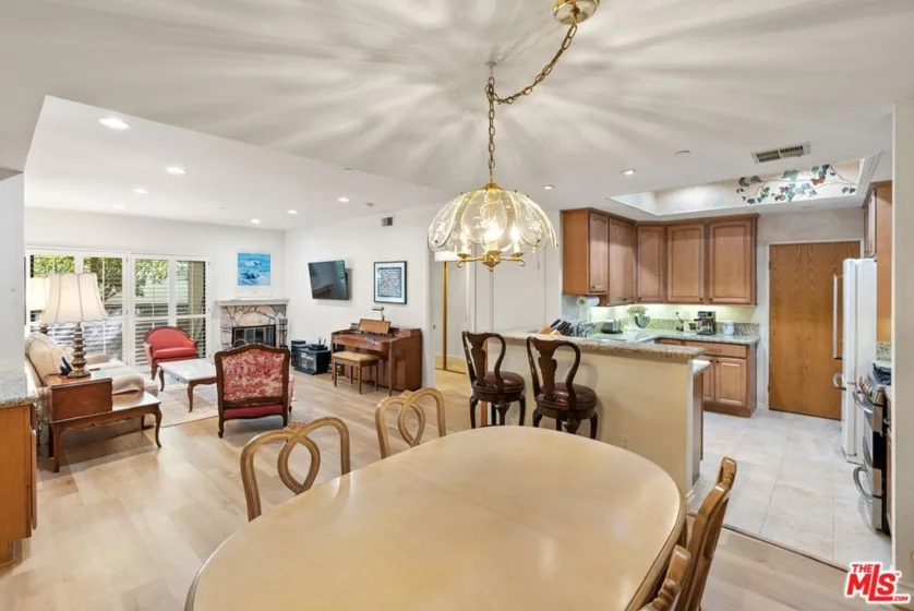 14630 Dickens Street #105 photo 20