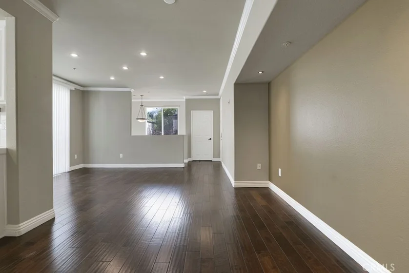 5220 Premiere Hills #222 photo 4