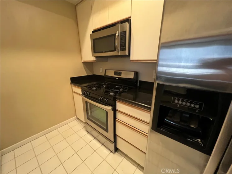 1240 S Corning #108 photo 2
