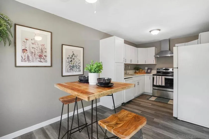 1811 E Grand Avenue #149 photo 2