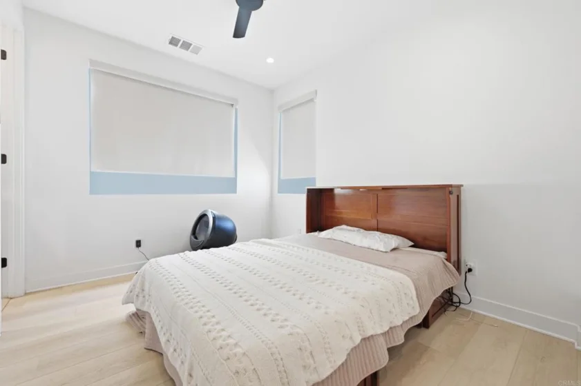 370 Volary Glen photo 21
