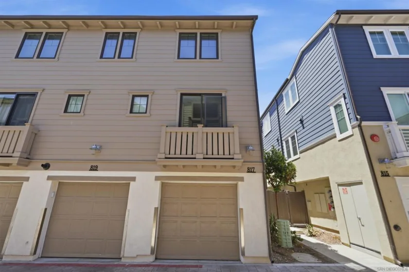 817 Jersey Court photo 32