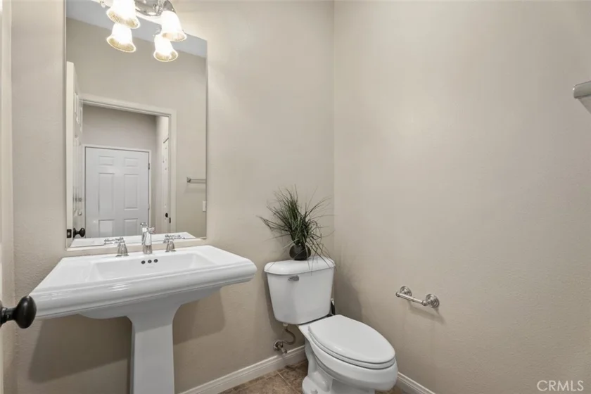 44 Burlingame photo 20