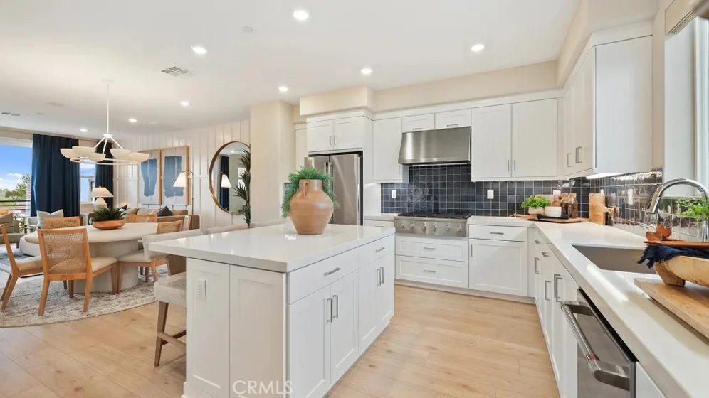 1782 Lychee Street photo 3