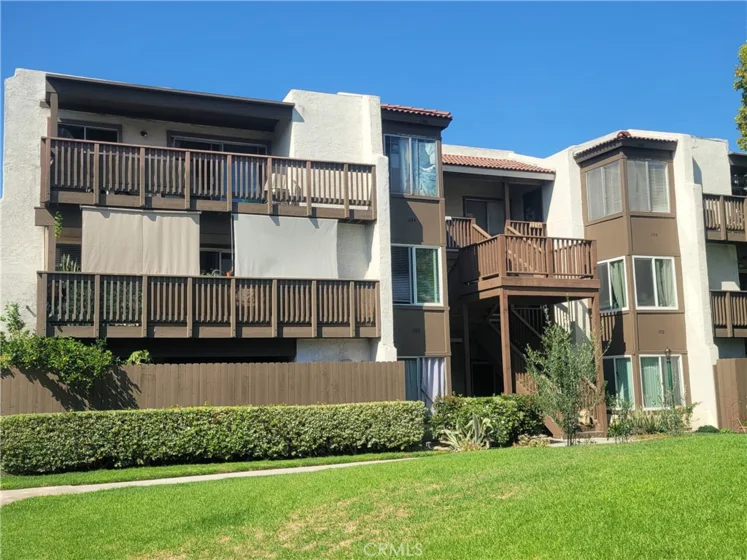 1146 S Citron #63 photo 1