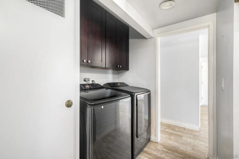 440 Parkside Drive photo 6