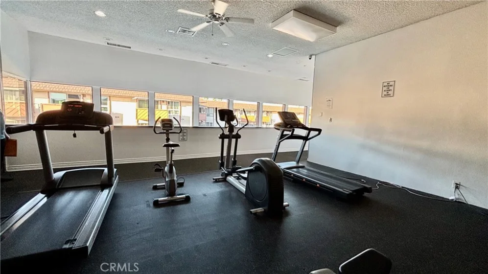 5585 E Pacific Coast Highway Unit 261 photo 21