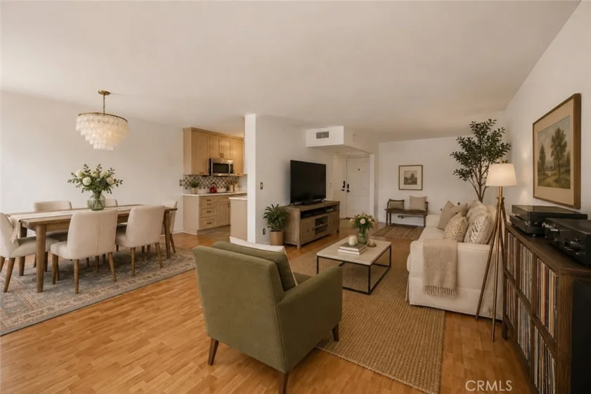 14141 Dickens #312 photo 1