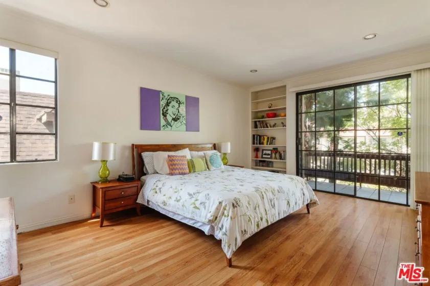 10336 Almayo Avenue #302 photo 15