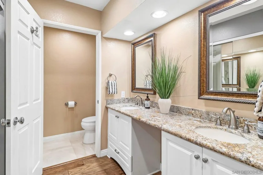 5745 Friars #73 photo 28
