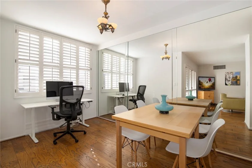 927 N Kings Road #118 photo 6