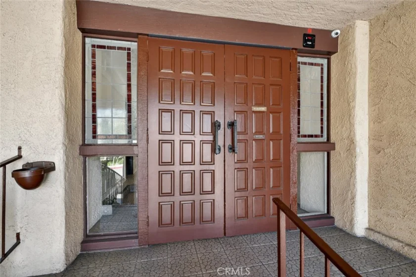 5412 Lindley Avenue #322 photo 40