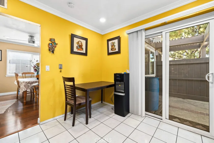 409 N Via Roma photo 37