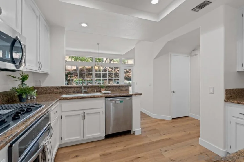 12636 Springbrook #E photo 16