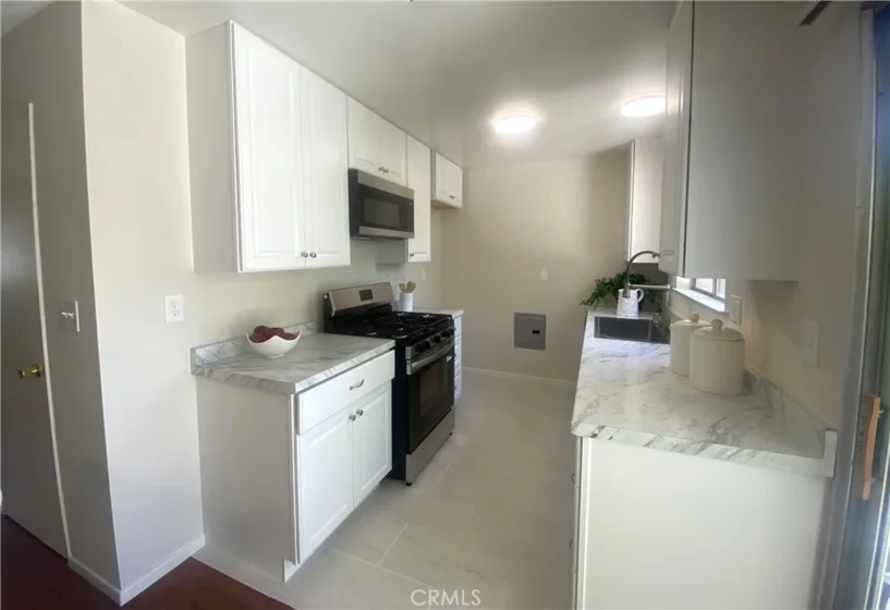 6659 Wilbur Avenue #17 photo 10