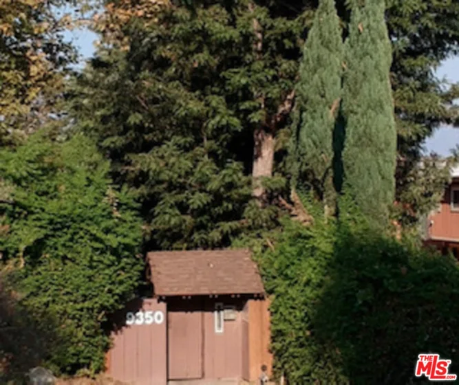 9350 Moonbeam Avenue #9 photo 1
