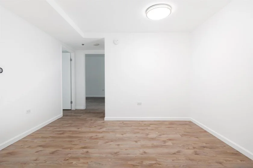 425 W Beech Street #722 photo 7