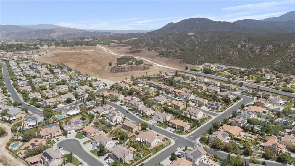 33940 Baystone Street photo 57