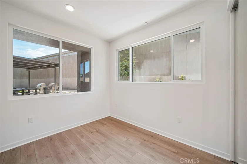 124 Chaparral photo 23
