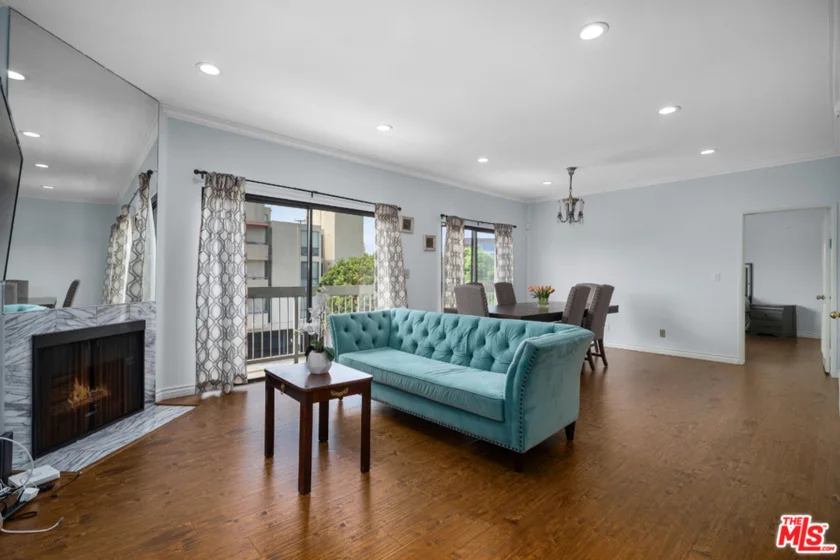 1818 Glendon Avenue #201 photo 1
