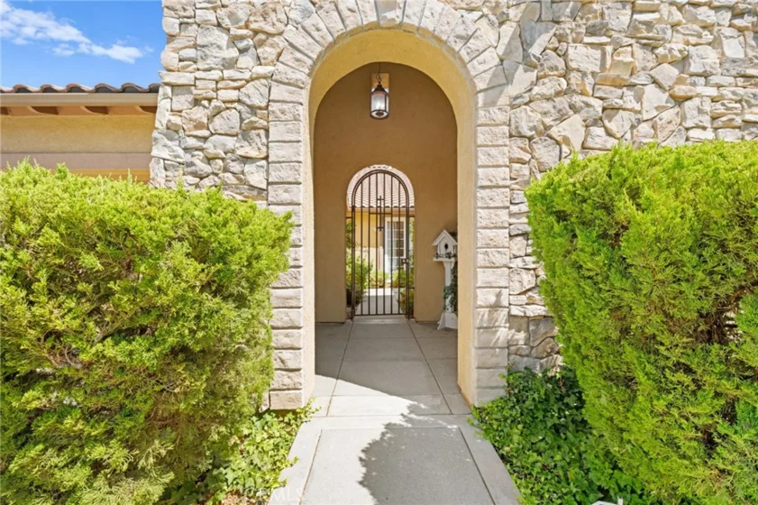 39894 Camden Court photo 75