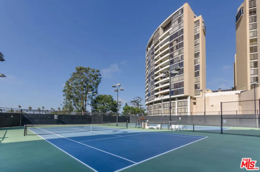 4316 Marina City Drive #1023 photo 33