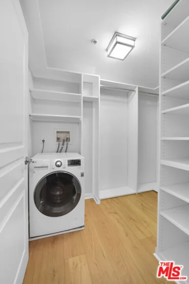 7320 Hawthorn Avenue #319 photo 4