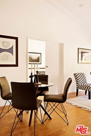 2700 Cahuenga Boulevard #4303 photo 6