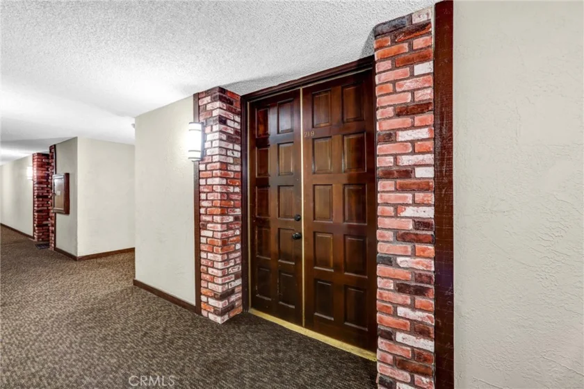 5334 Lindley Avenue #219 photo 29