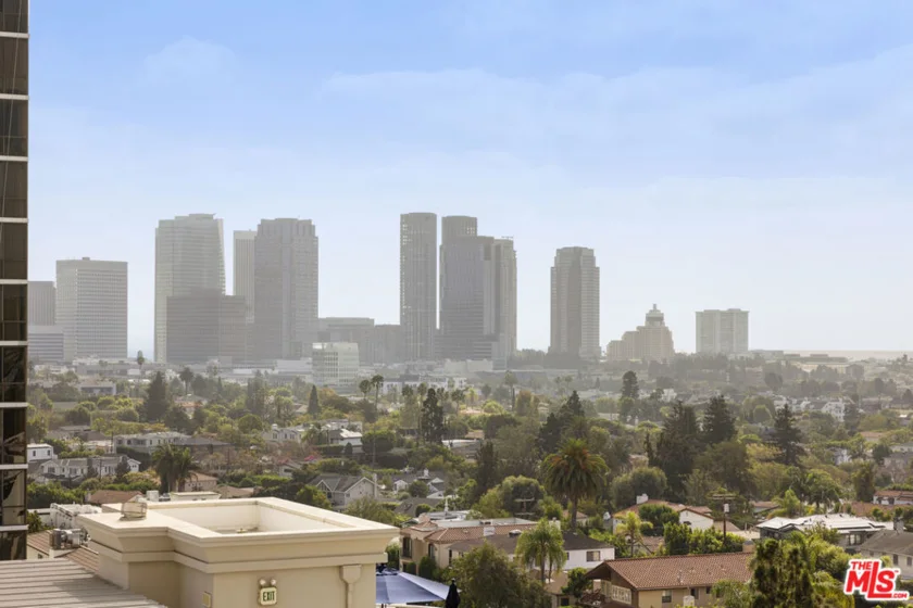 10724 Wilshire Boulevard #803 photo 15