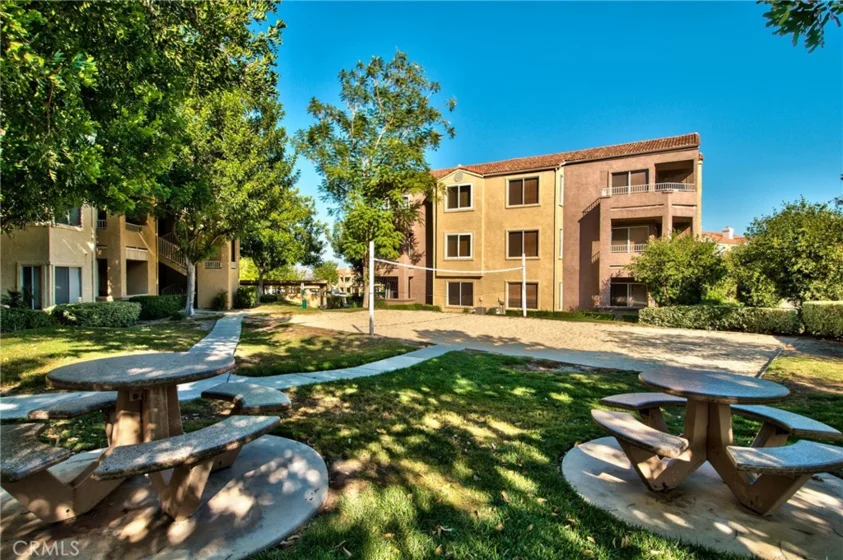 2425 Del Mar photo 30