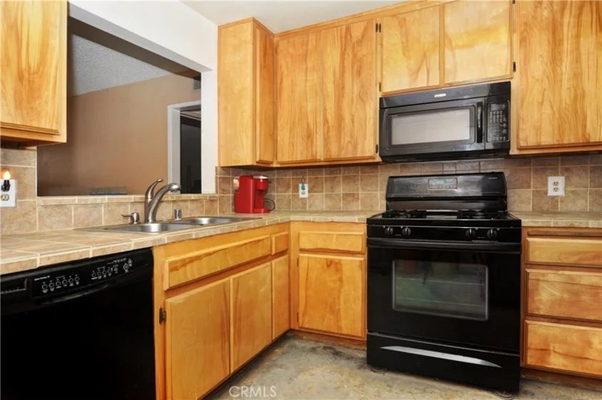 1140 Pacific Avenue #18 photo 1