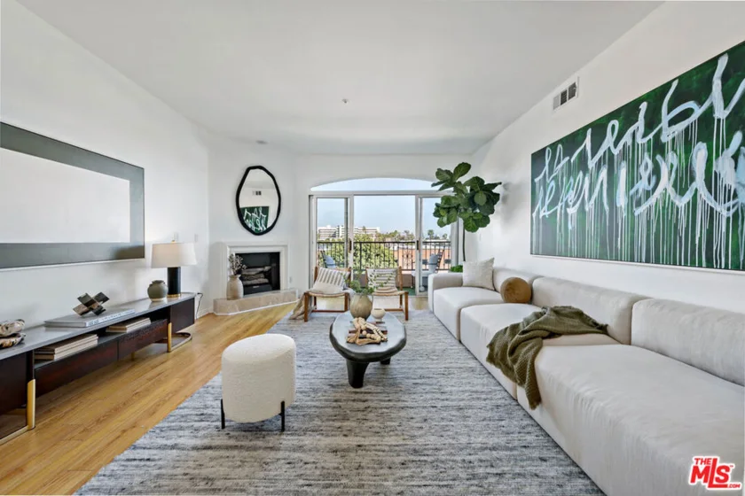 1255 Federal Avenue #407 photo 1