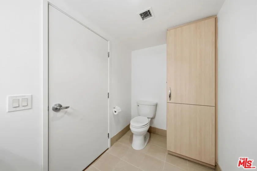 13650 Marina Pointe Drive #1603 photo 38