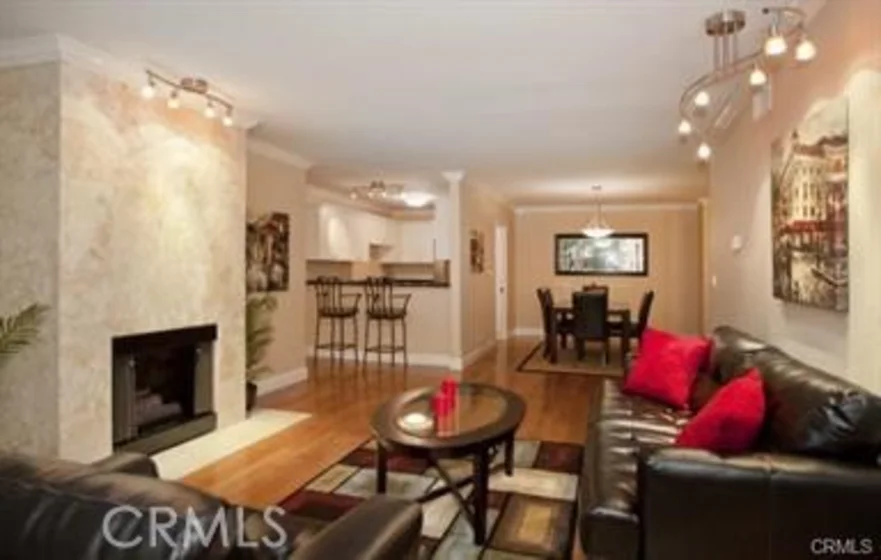1250 S Beverly Glen Boulevard #103 photo 1